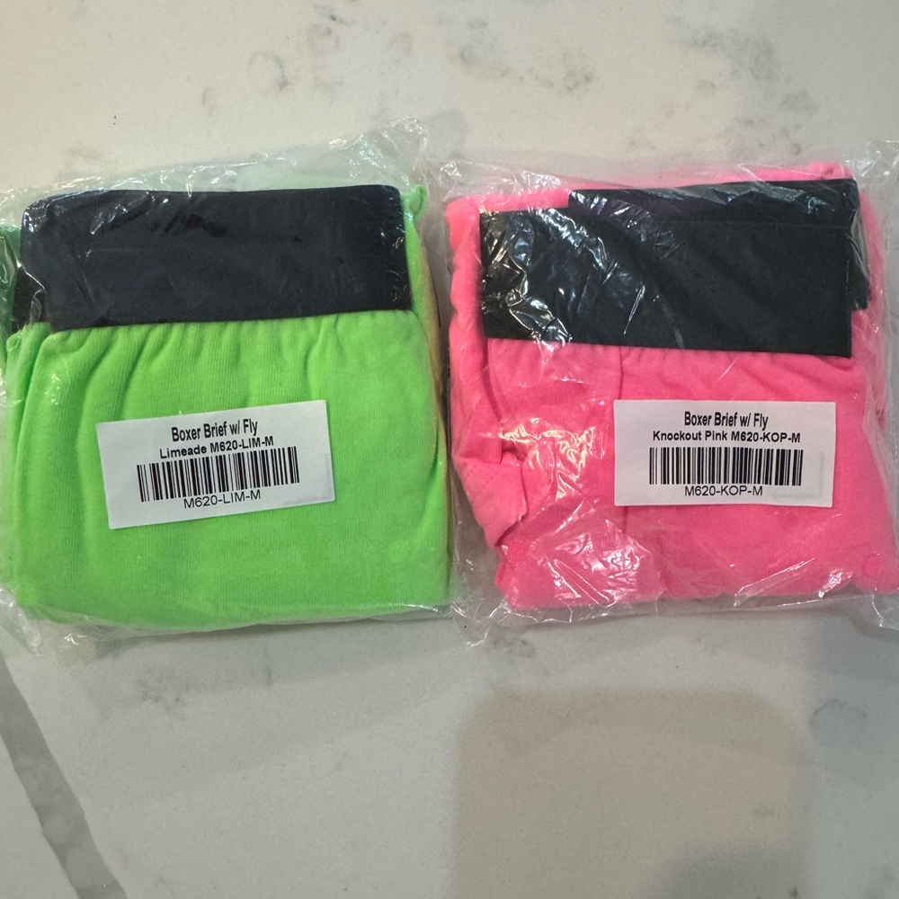 MeUndies breathe Boxer Brief w/ fly 6” size M green & pink